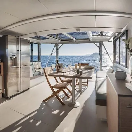 Casa Movil Flotante A Coruña